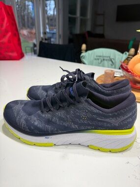 Hoka Cavu 3 Men’s Running Shoes - Navy with Neon Yellow